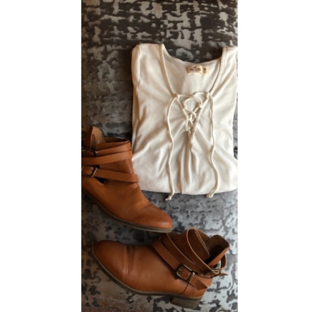 White short sleeve top